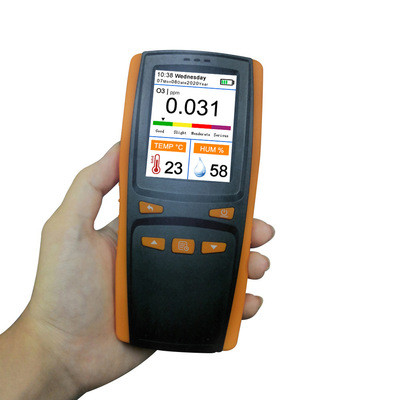 TFT LCD Screen Portable Gas Detector Self Calibration Function Toliet Ozone O3 Detector